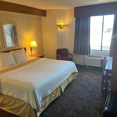 Days Inn By Wyndham Liberal Ks Buitenkant foto