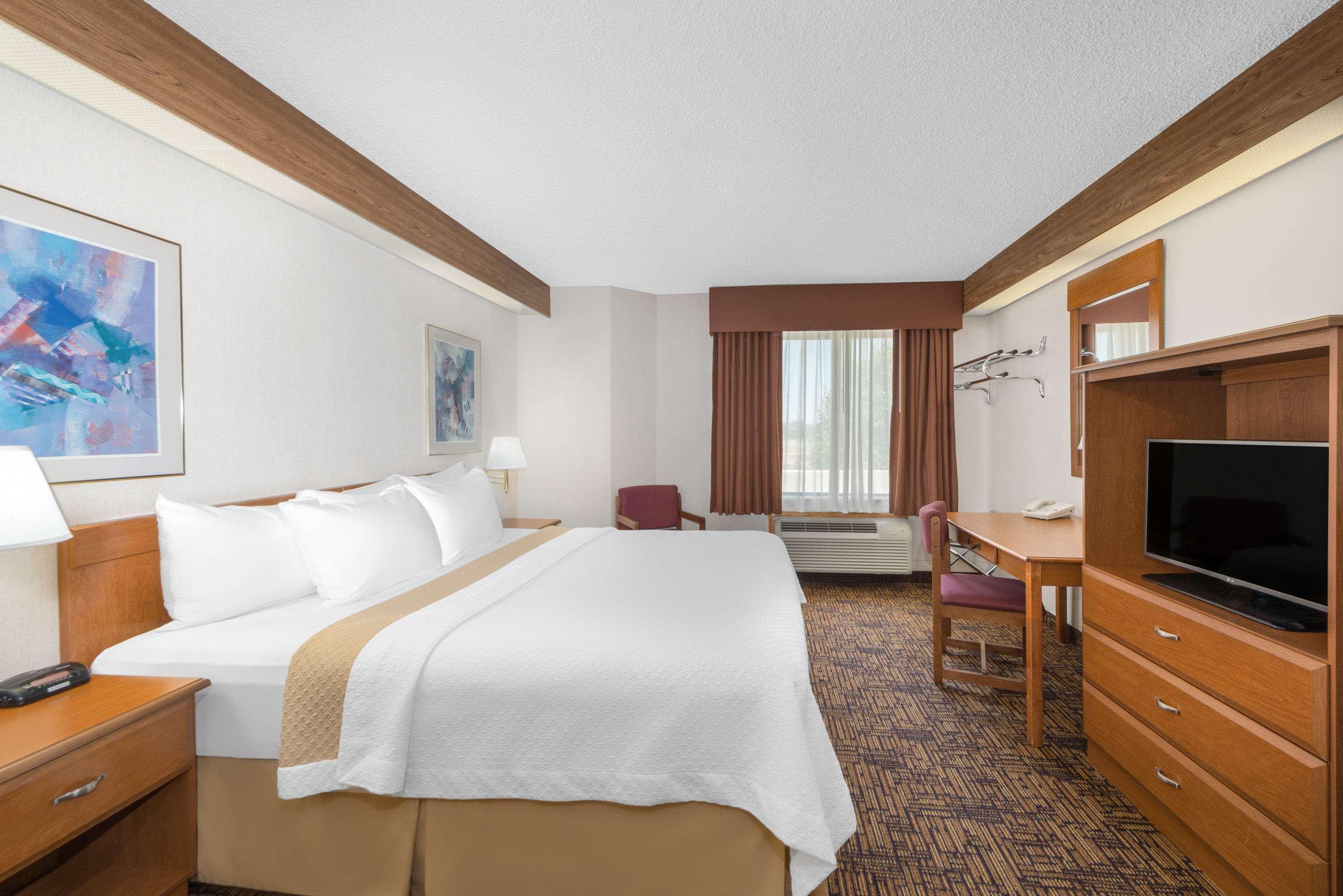 Days Inn By Wyndham Liberal Ks Buitenkant foto