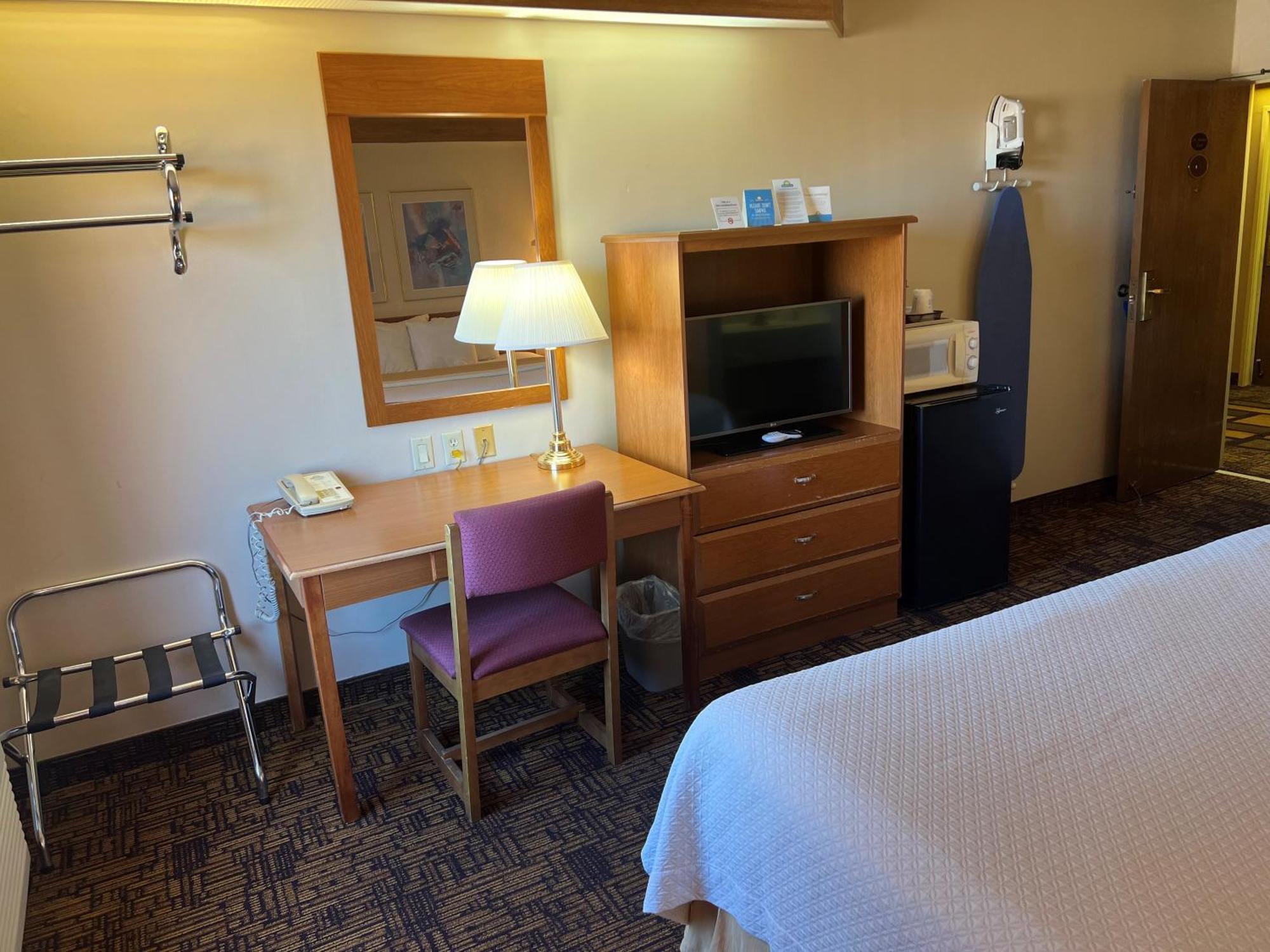 Days Inn By Wyndham Liberal Ks Buitenkant foto